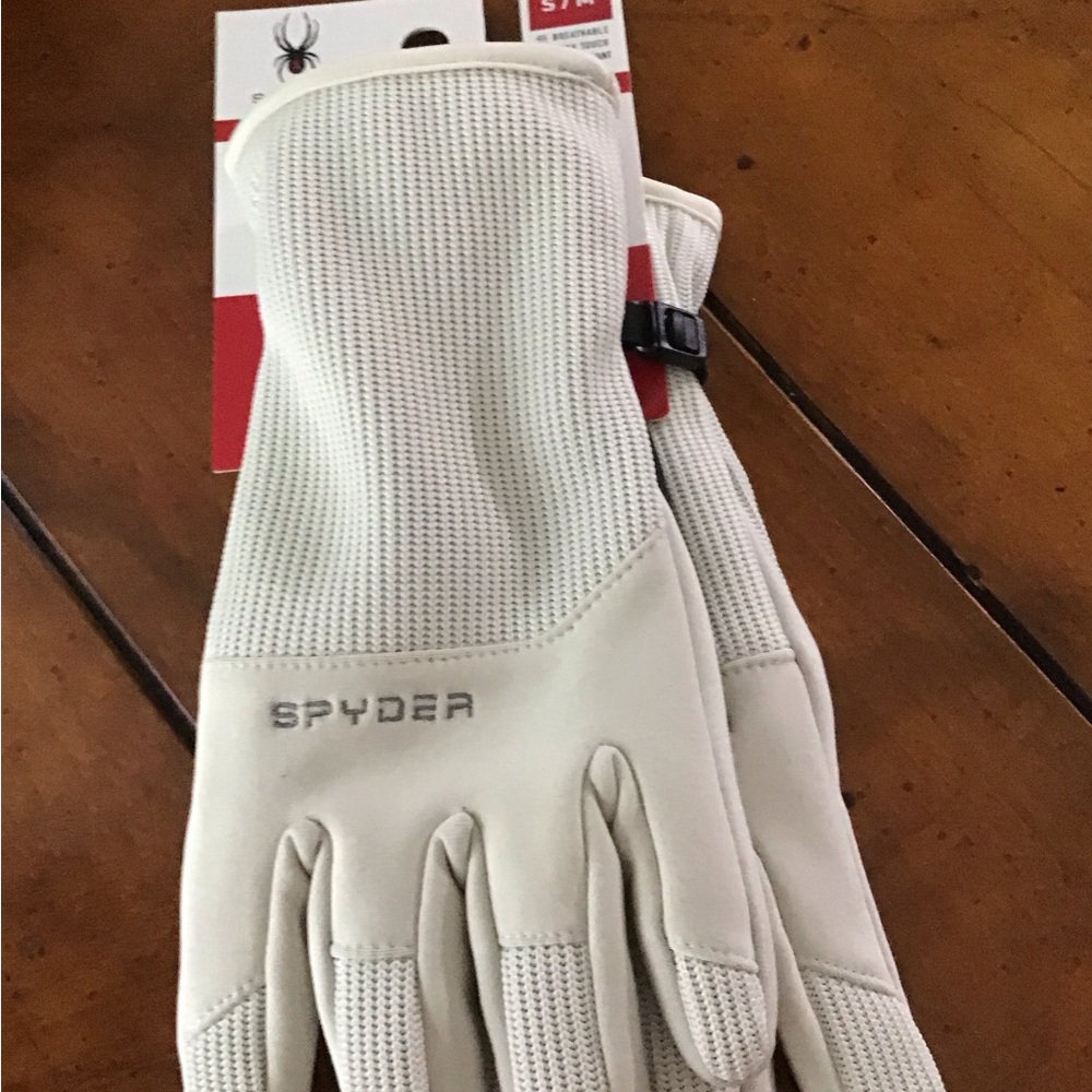 Spyder women’s fleece gloves NWT